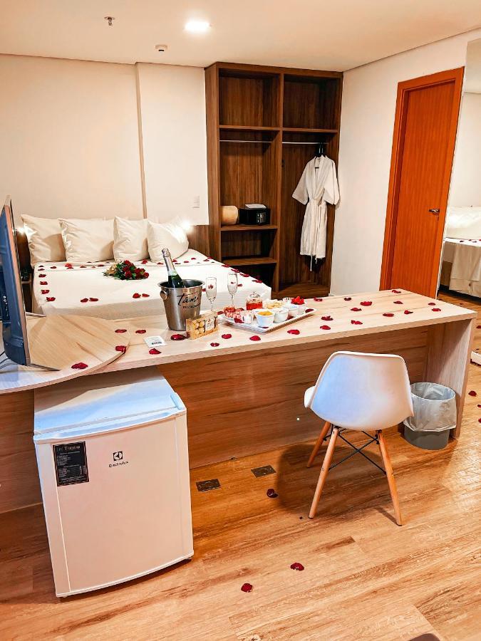 Nobile London Hotel 4*